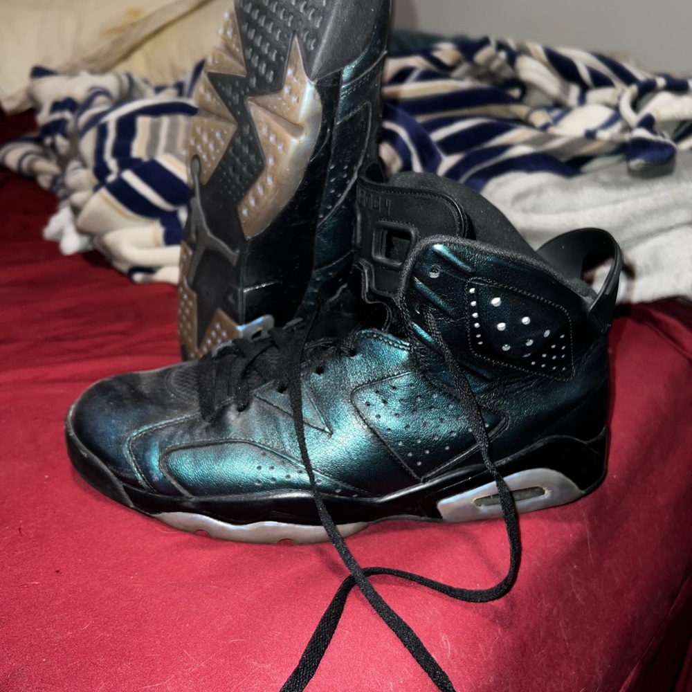Jordan Retro 6 basketball shoes - Size 12